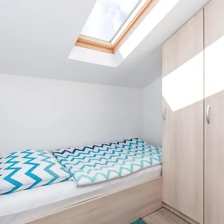 Stunning In With 3 Bedrooms And Wifi